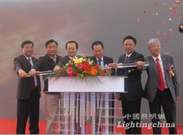 晶科董事长_晶澳科技董事长靳保芳(3)